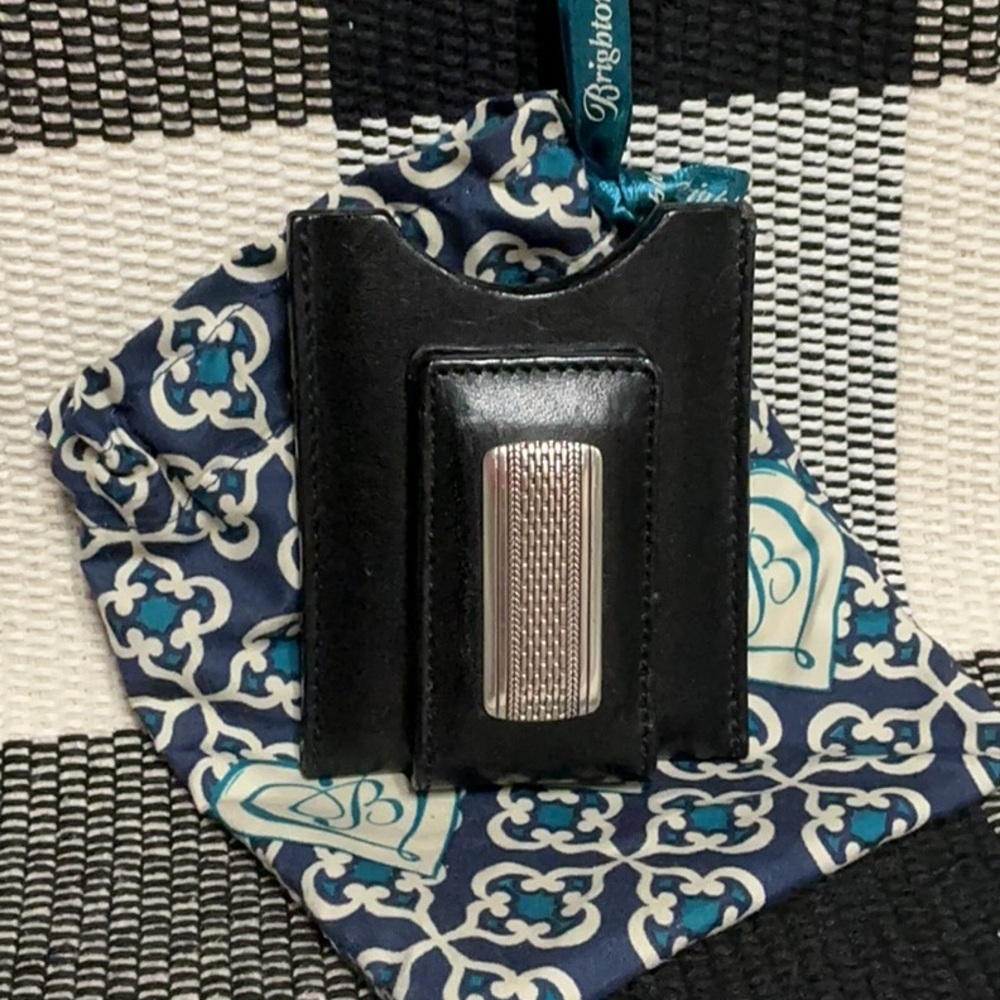 Brighton great shape Salina money clip smooth black leather magnetic mens wallet